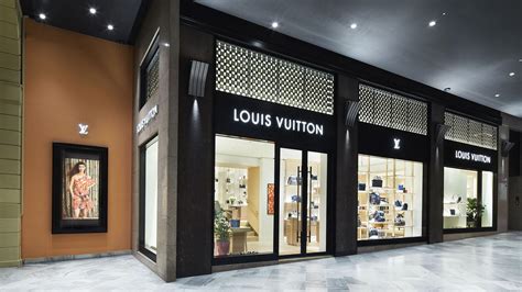 louis vuitton bologna|Louis Vuitton italia.